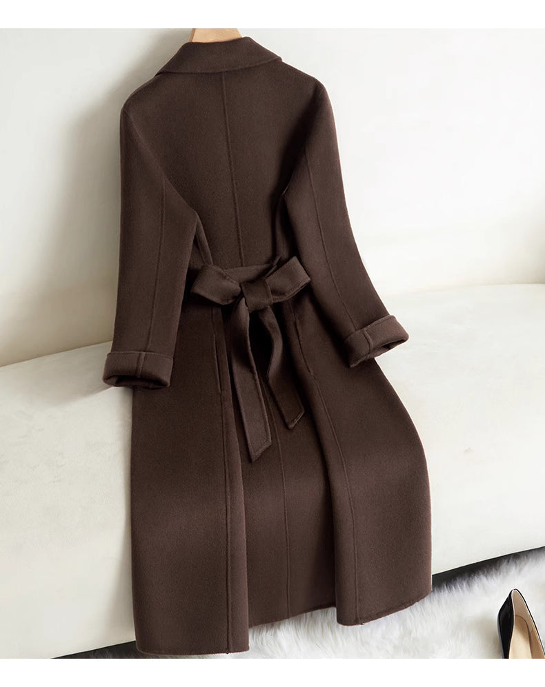 Elegant Wool And Cashmere Coat With Fitted Cut And Suit Collar